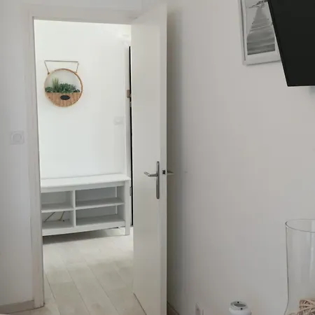 Agreable Proche - Linge De Lit Et Toilettes En Option Apartment La Grande-Motte